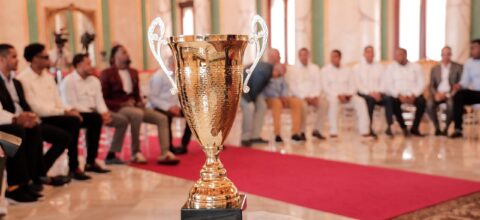 Equipo campeón del Torneo de Baloncesto Superior visita Palacio Nacional tras conquistar su décima corona